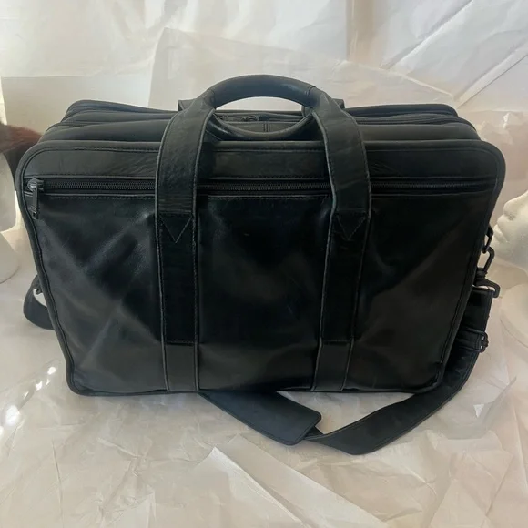 TUMI Leather Expandable Bag - Picture 3 of 16